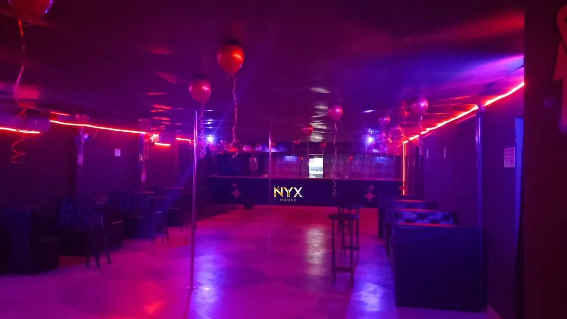 Ambiente de pista da NYX House